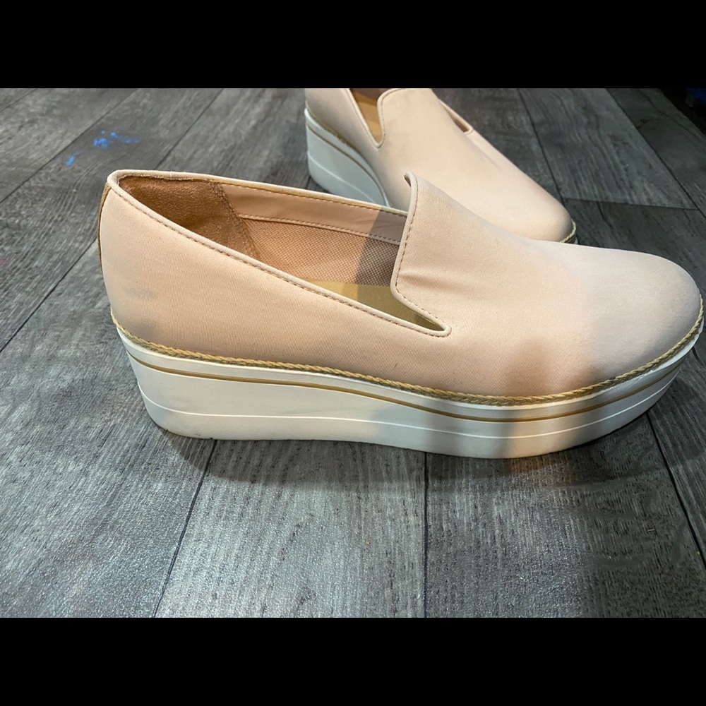 Platform pink shoes